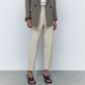 Zara Faux Leather High Rise Mom Fit Pants in Ecru Size 4